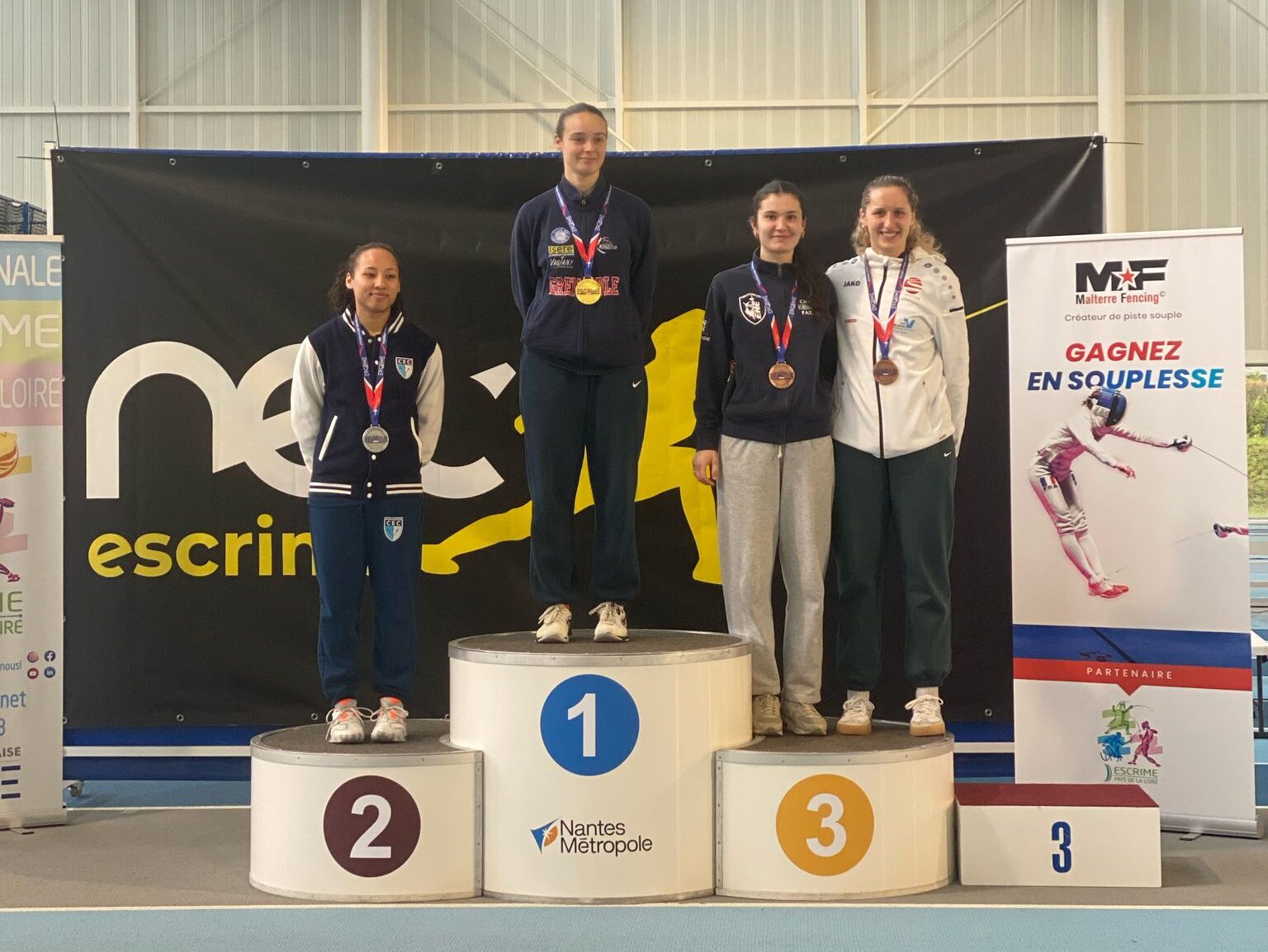 thais naucelle jardel troisième des championnats de France U23 escrime épée à nantes